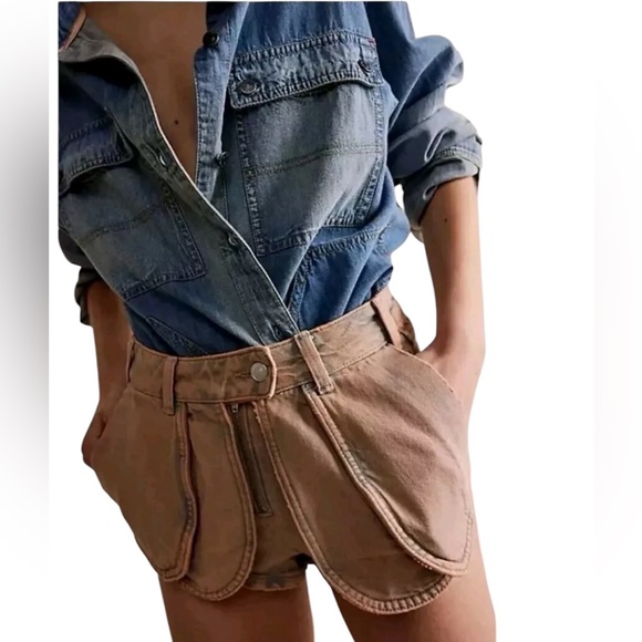 Free People We The Free Prince StreetHi Rise Shorts Breakthrough Denim size 26